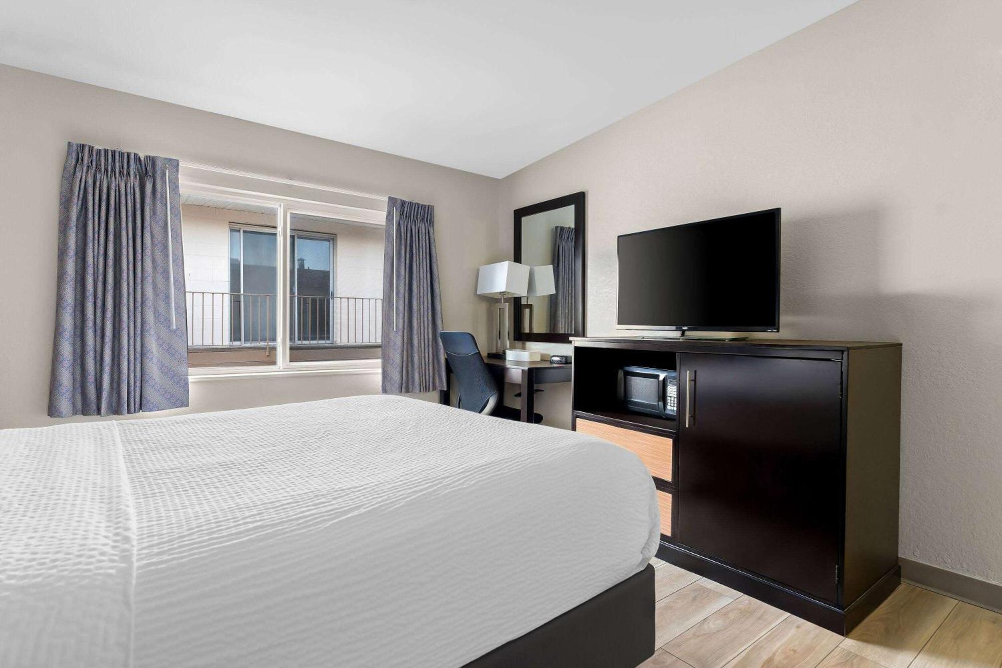 Days Inn By Wyndham Albany Suny Exterior foto